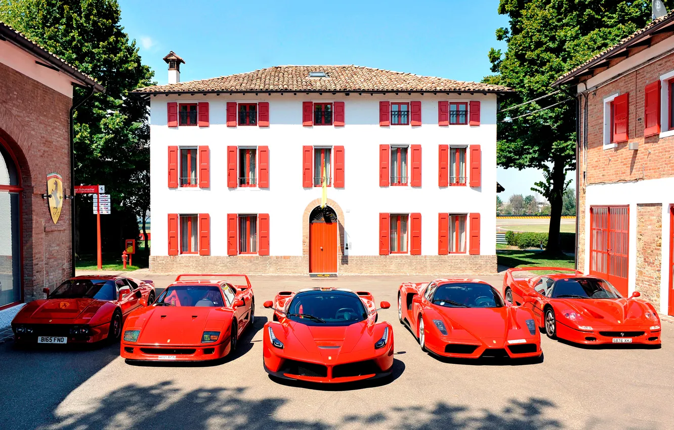 Photo wallpaper auto, machine, red, house, Windows, Ferrari, red, Ferrari Enzo
