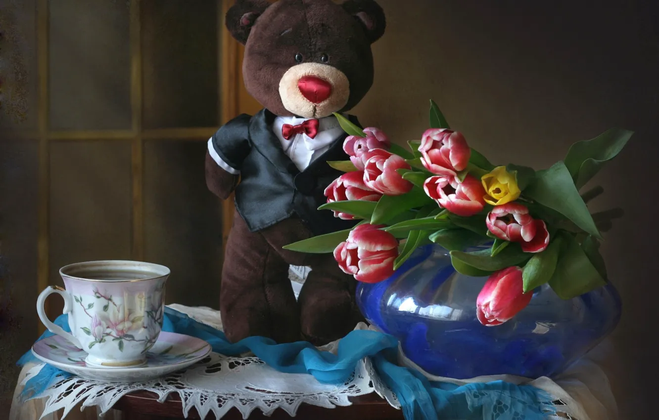 Photo wallpaper toy, tulips, Teddy bear