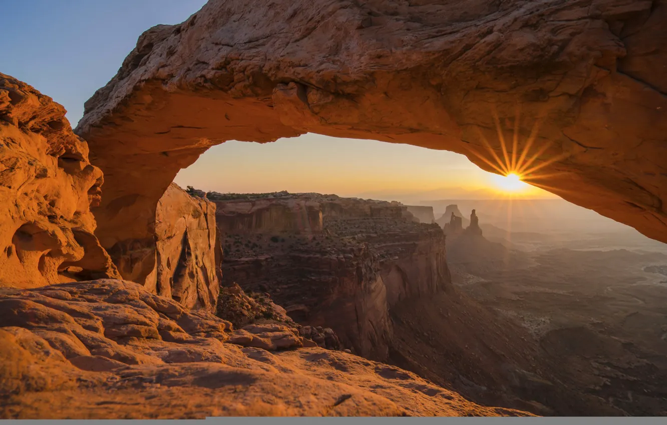 Photo wallpaper the sky, rays, sunset, rocks, arch, USA, Arches National Park, uta