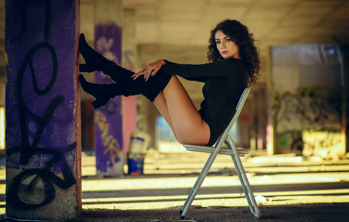 Photo wallpaper girl, pose, rosa