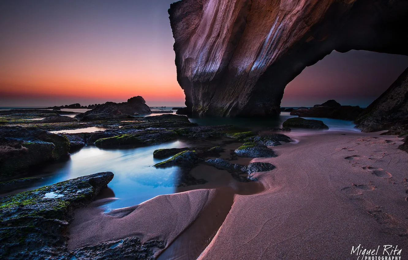 Photo wallpaper stones, rocks, dawn, arch, twilight, the ocean. shore