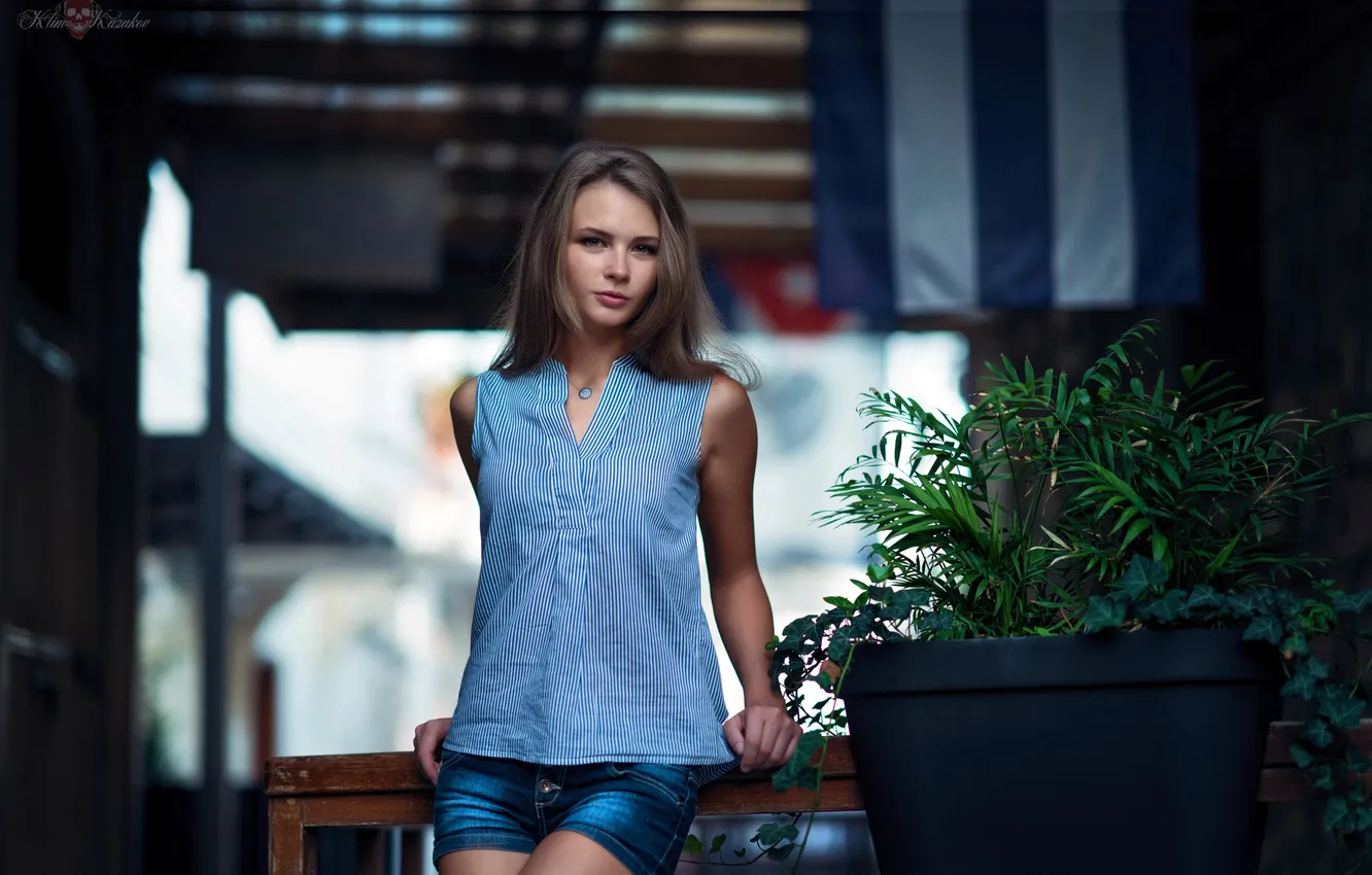 Photo wallpaper girl, sexy, Wallpaper, sweetheart, model, bright, shorts, makeup