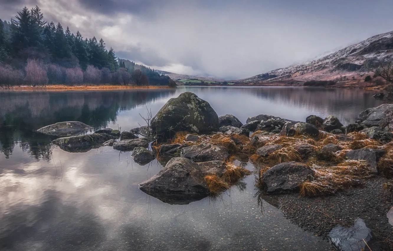 Photo wallpaper clouds, landscape, mountains, lake, stones, Wales, Snowdonia, Llynnau Mymbyr