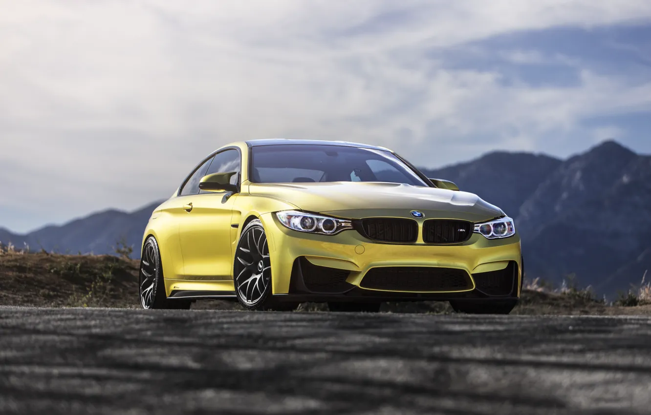 Photo wallpaper BMW, Austin, Yellow, F82, M4