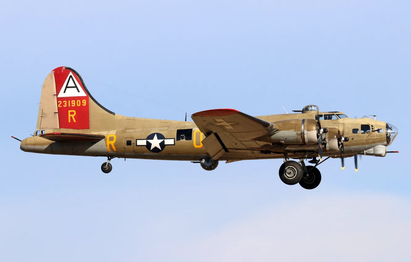 Photo wallpaper bomber, four-engine, heavy, metal, Boeing B-17G