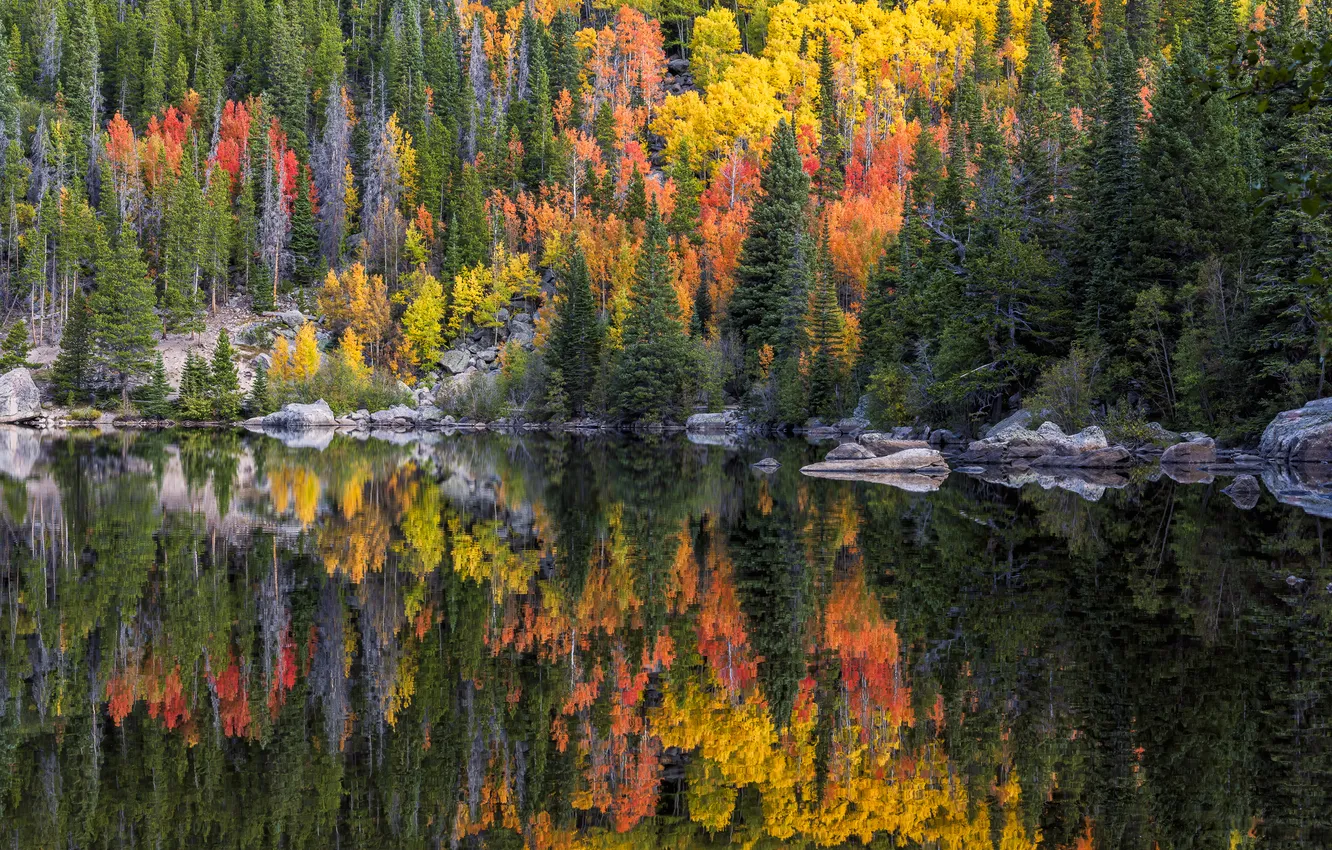 Photo wallpaper autumn, forest, mountains, lake, reflection, stones, shore, ate