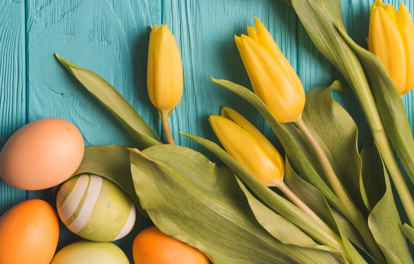 Photo wallpaper eggs, Easter, tulips