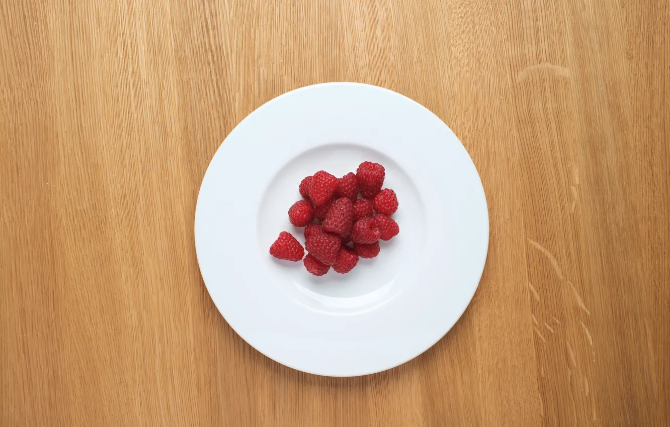 Photo wallpaper wood, raspberries, dish