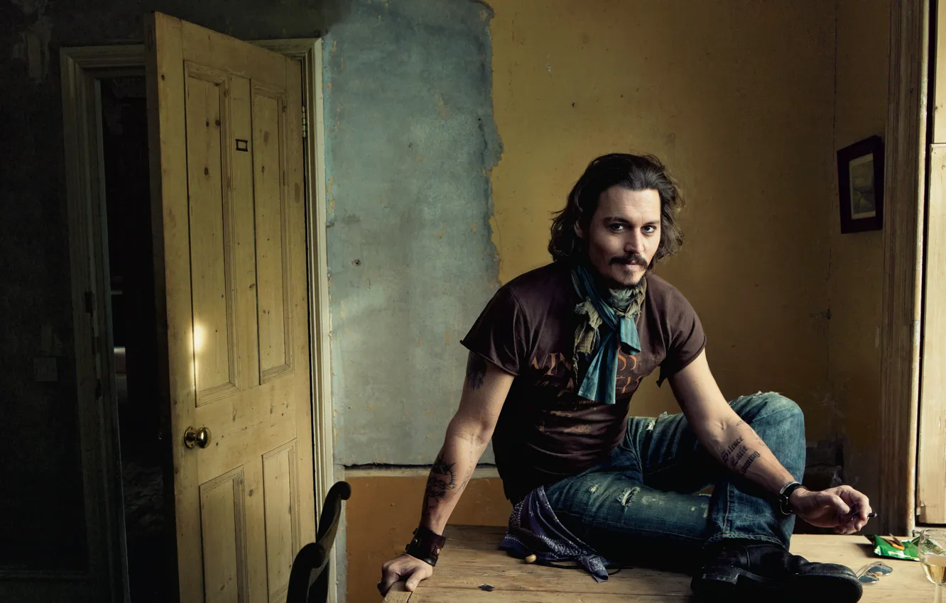 Photo wallpaper smile, table, room, wall, Johnny Depp, glass, jeans, the door