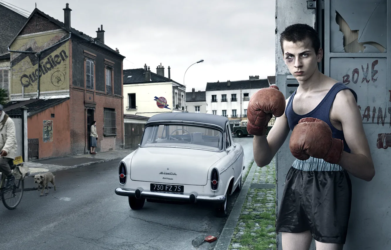 Photo wallpaper street, boy, boxer