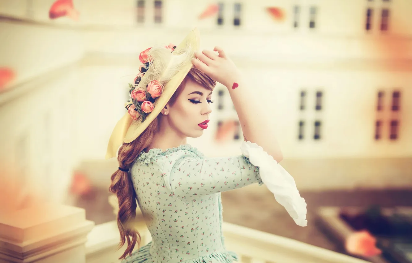 Photo wallpaper girl, flowers, face, the city, pose, eyelashes, style, retro