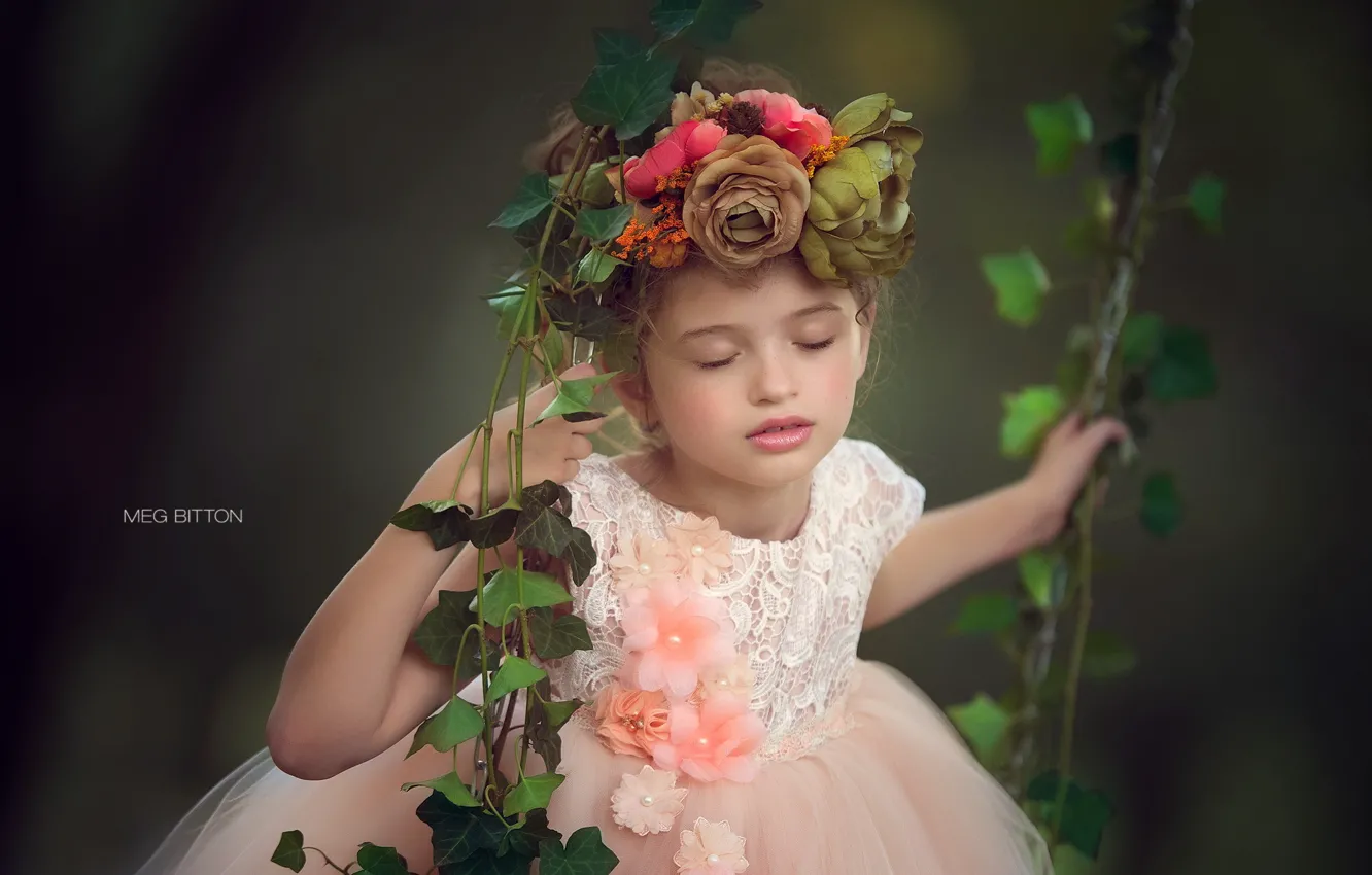 Photo wallpaper swing, mood, girl