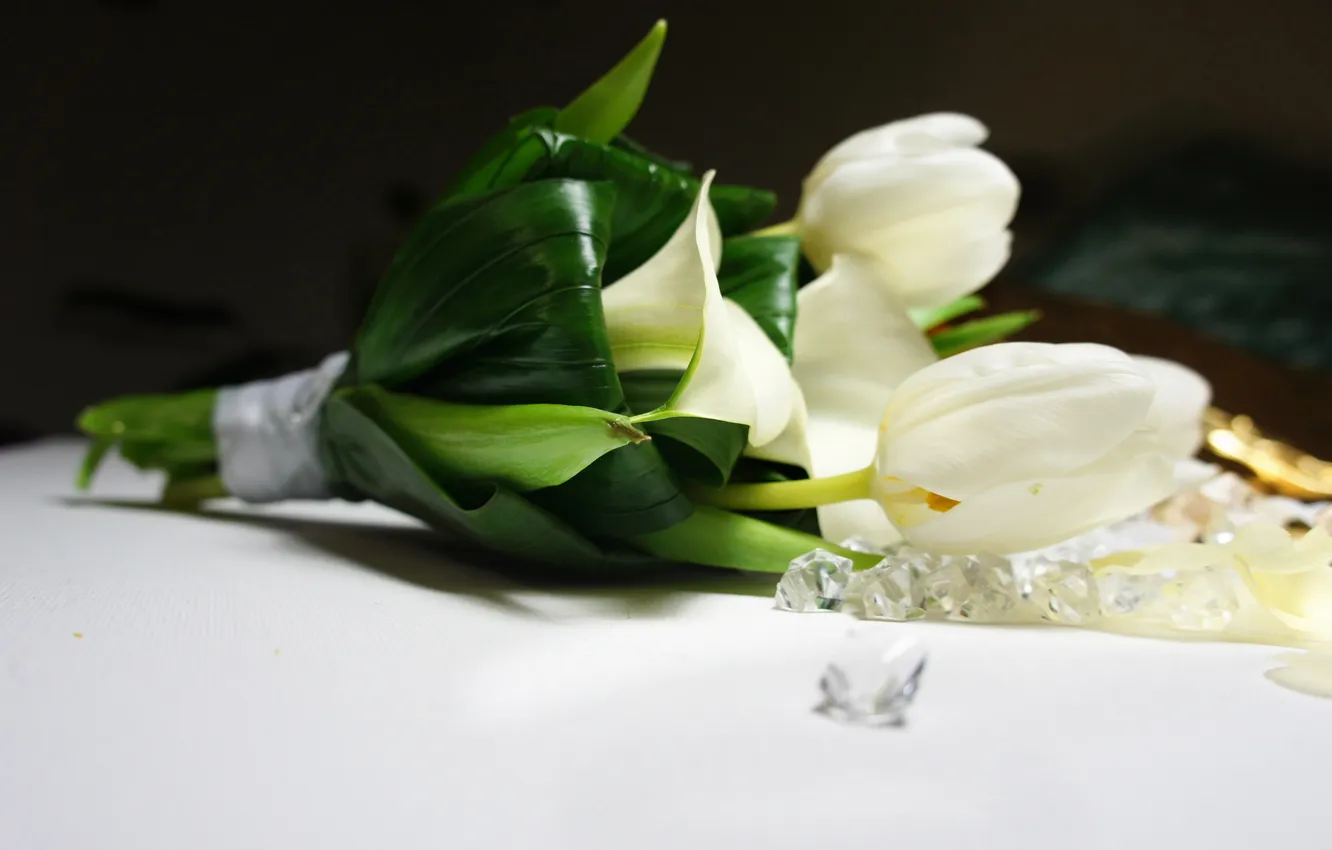 Photo wallpaper flowers, bouquet, tulips, white, Calla lilies