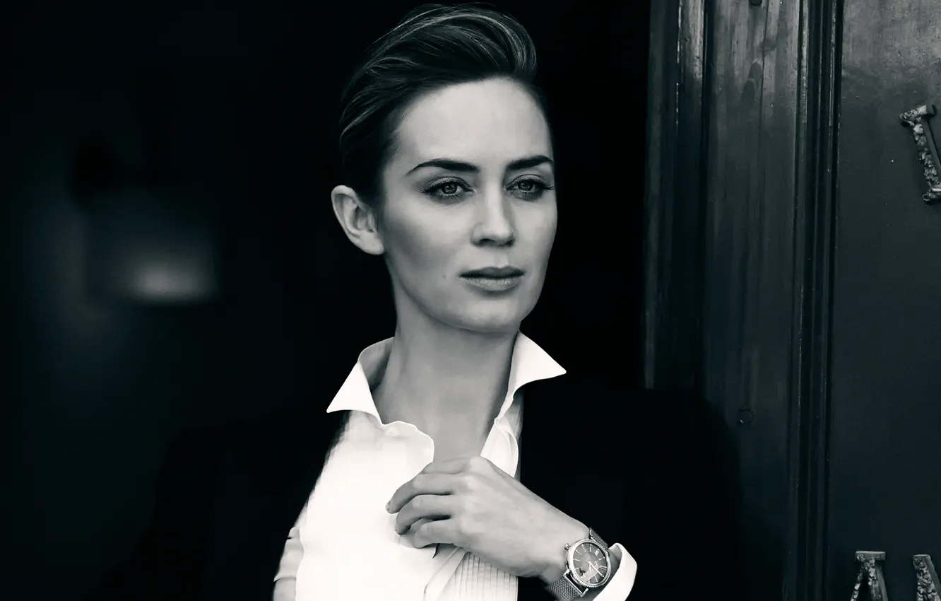 Photo wallpaper company, photoshoot, Emily Blunt, IWC Schaffhausen