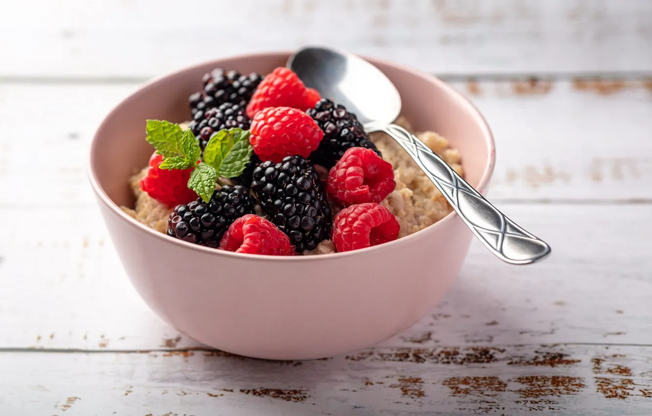 Photo wallpaper berries, raspberry, boat, Board, Breakfast, bowl, light background, BlackBerry