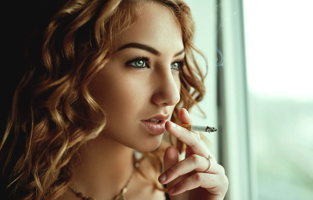 Photo wallpaper girl, close-up, face, model, smoke, portrait, hands, makeup