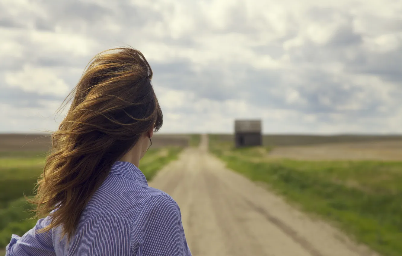 Photo wallpaper road, girl, the wind, horizon, shirt