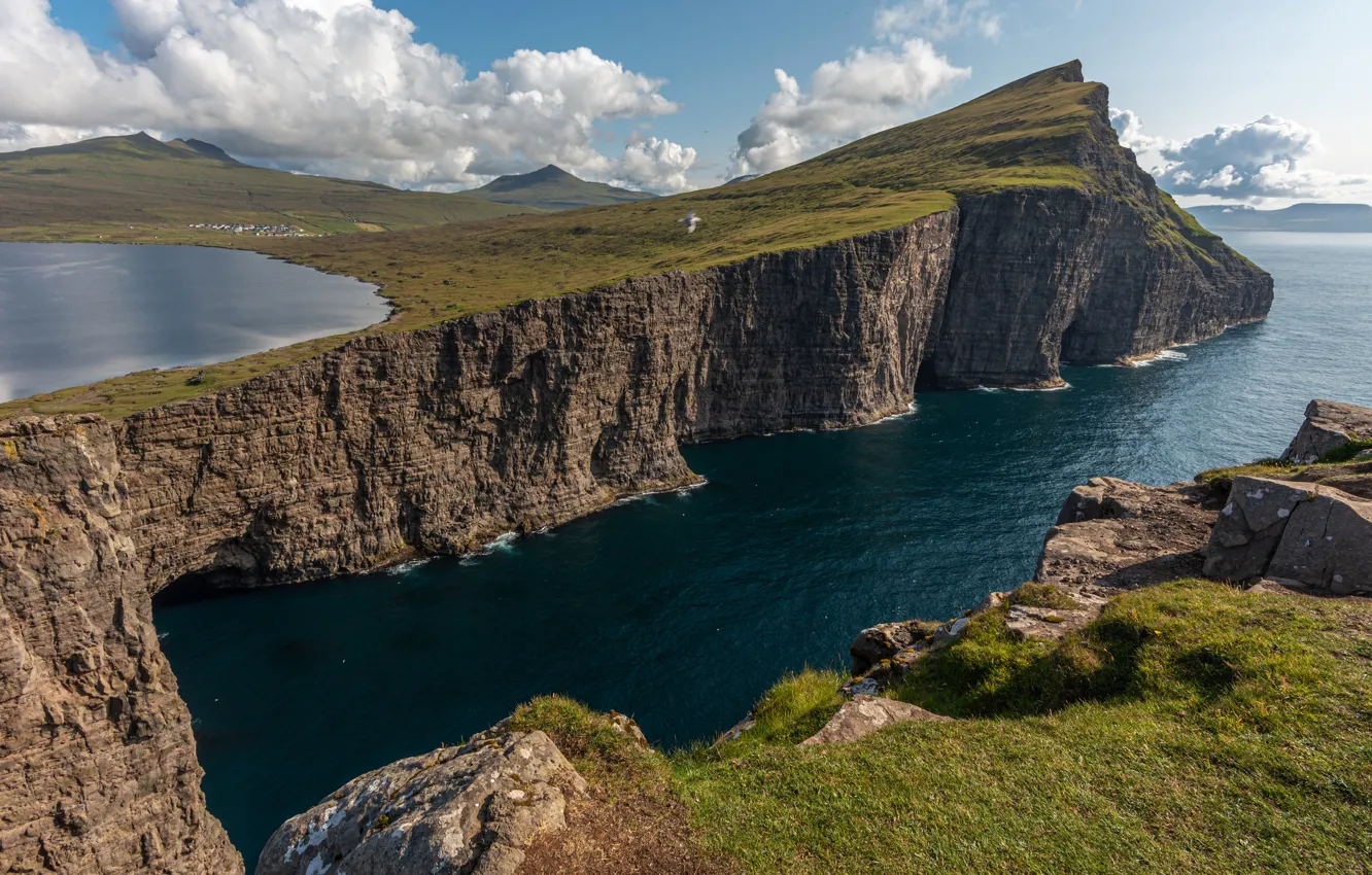 Photo wallpaper photo, Nature, Lake, Rock, Denmark, Moss, Faroe Islands, Lake Sørvágsvatn