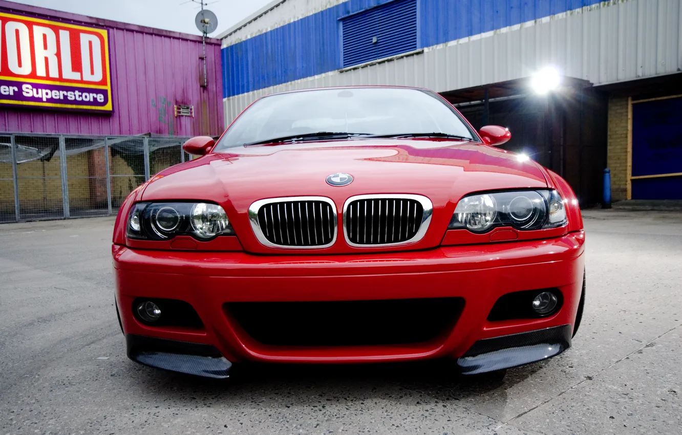 Photo wallpaper red, bmw, BMW, red, spotlight, the front, e46, back yard