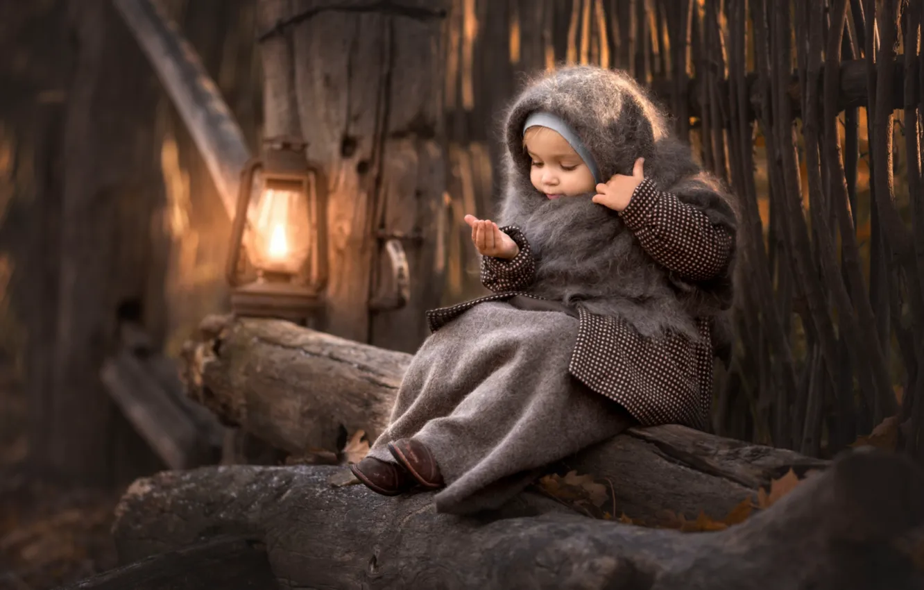 Photo wallpaper lamp, girl, shawl