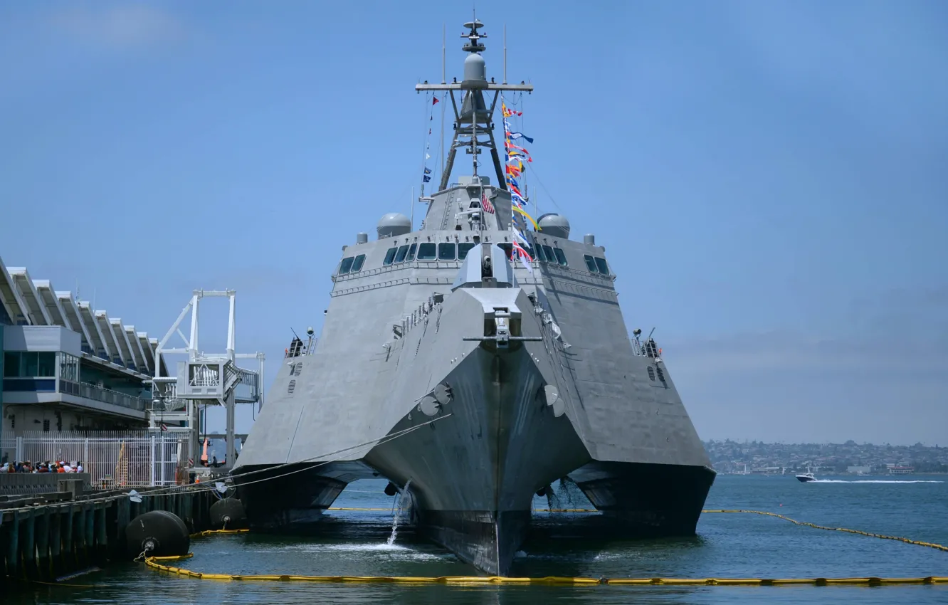 Wallpaper the littoral combat ship, USS Gabrielle Giffords, LCS-10 ...