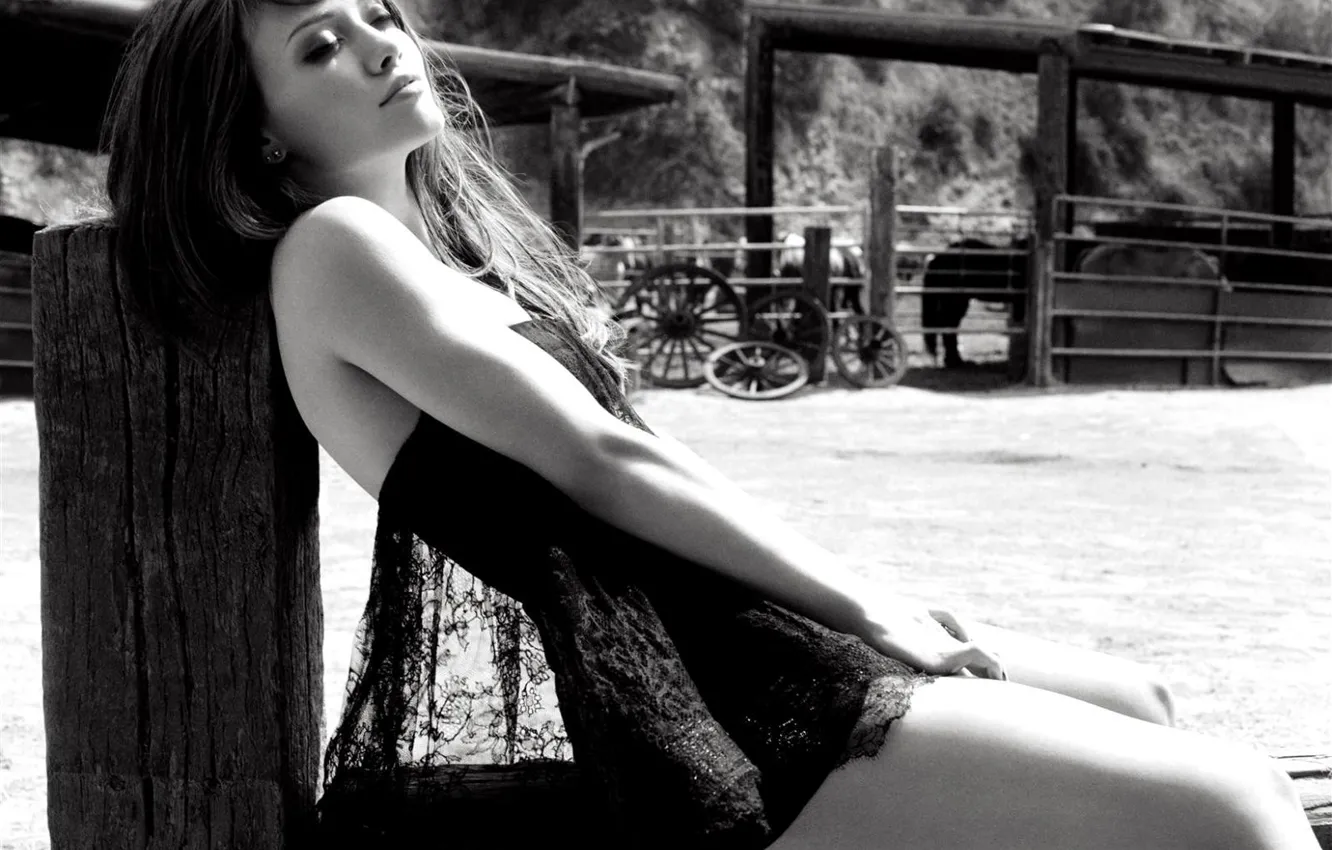 Photo wallpaper actress, black and white, Hilary Duff, Hilary Duff