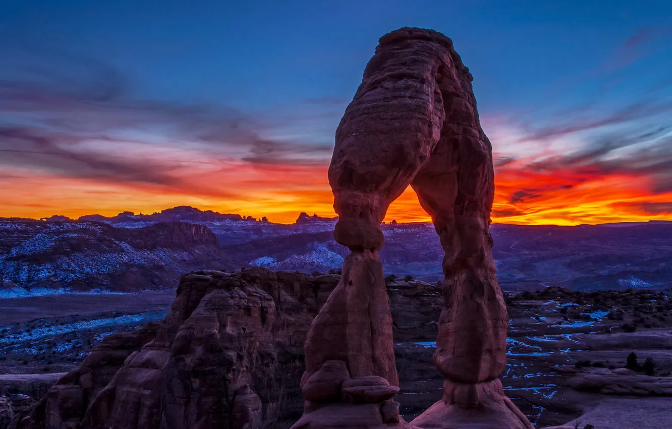 Photo wallpaper snow, rocks, dawn, canyon