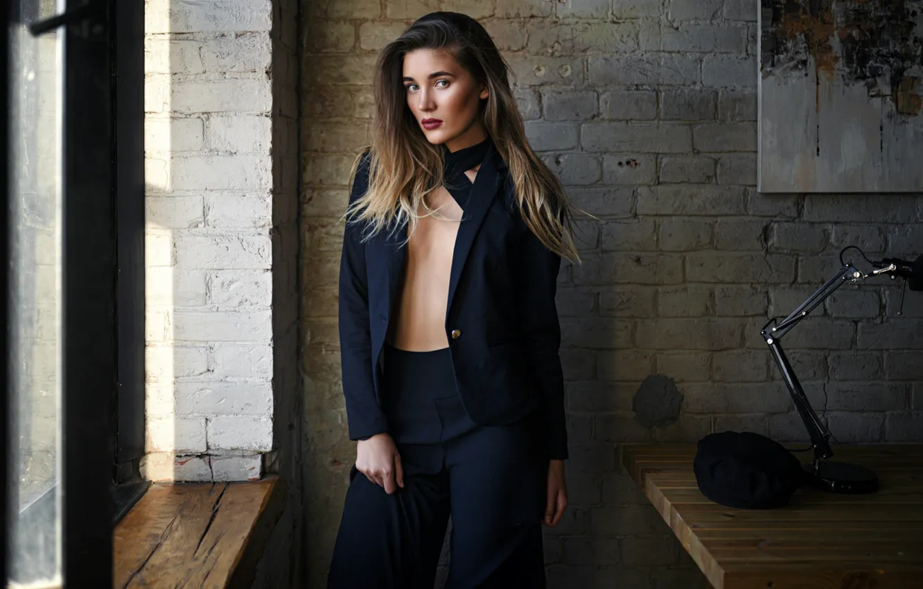 Photo wallpaper pose, table, room, wall, model, lamp, portrait, brick