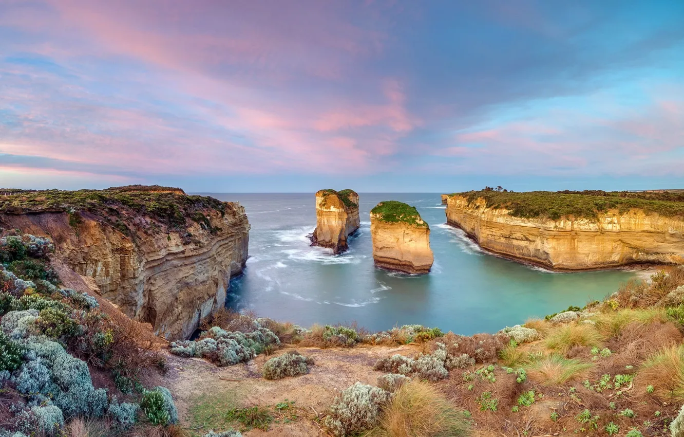 Photo wallpaper Day breaks at Loch Ard Gorge, The Island Archway, Port Campbell National Park