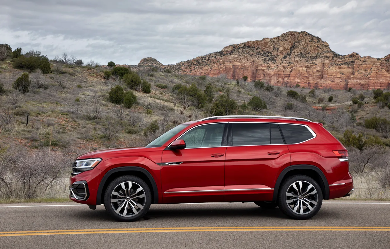 Photo wallpaper red, Volkswagen, side view, SUV, Atlas, 2020