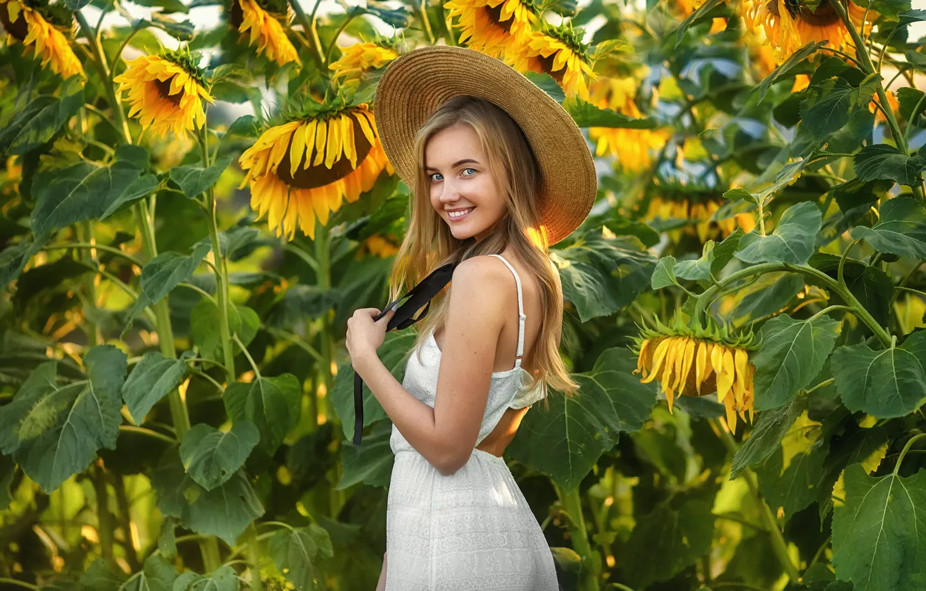 Photo wallpaper field, look, girl, sunflowers, smile, mood, hat, Anastasia Barmina