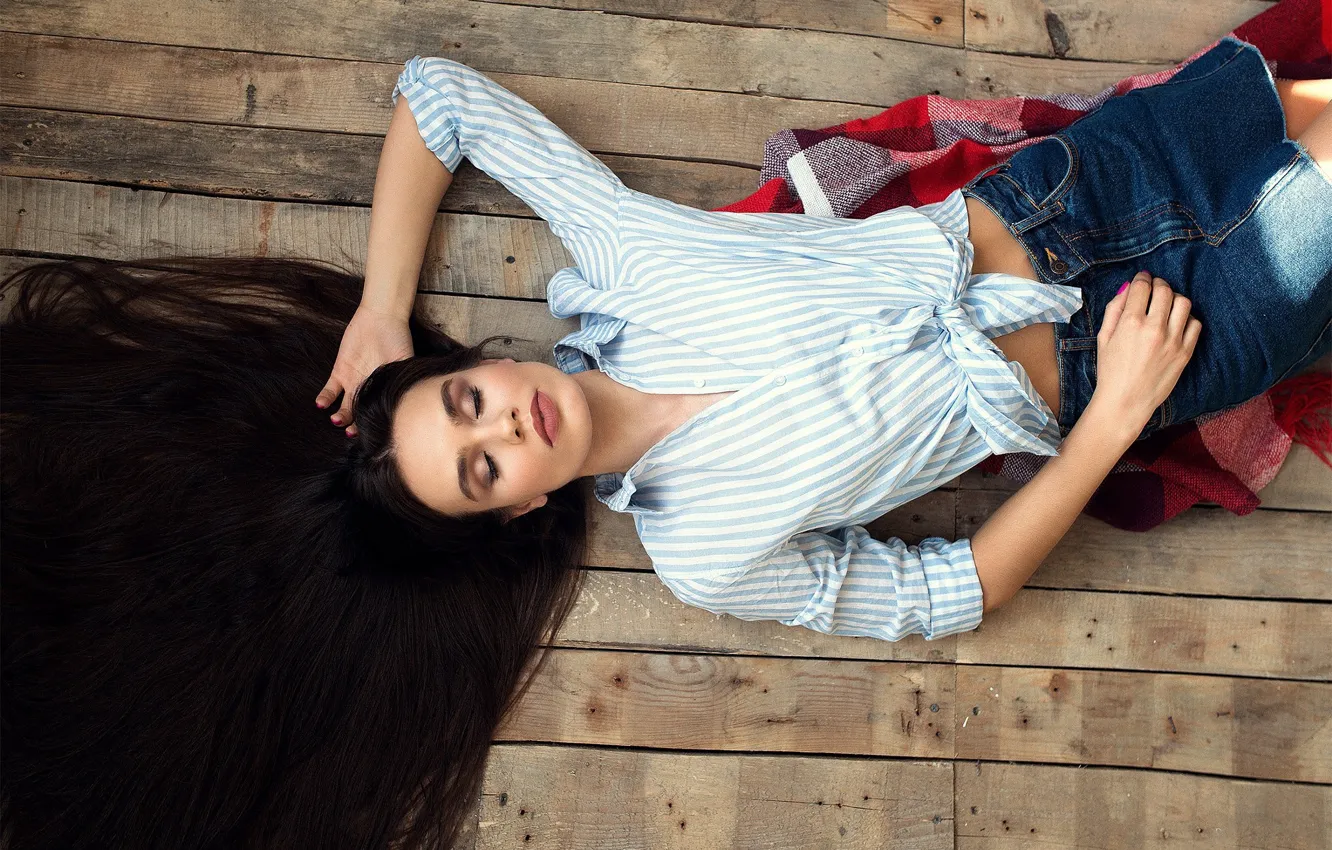 Photo wallpaper girl, lies, blouse