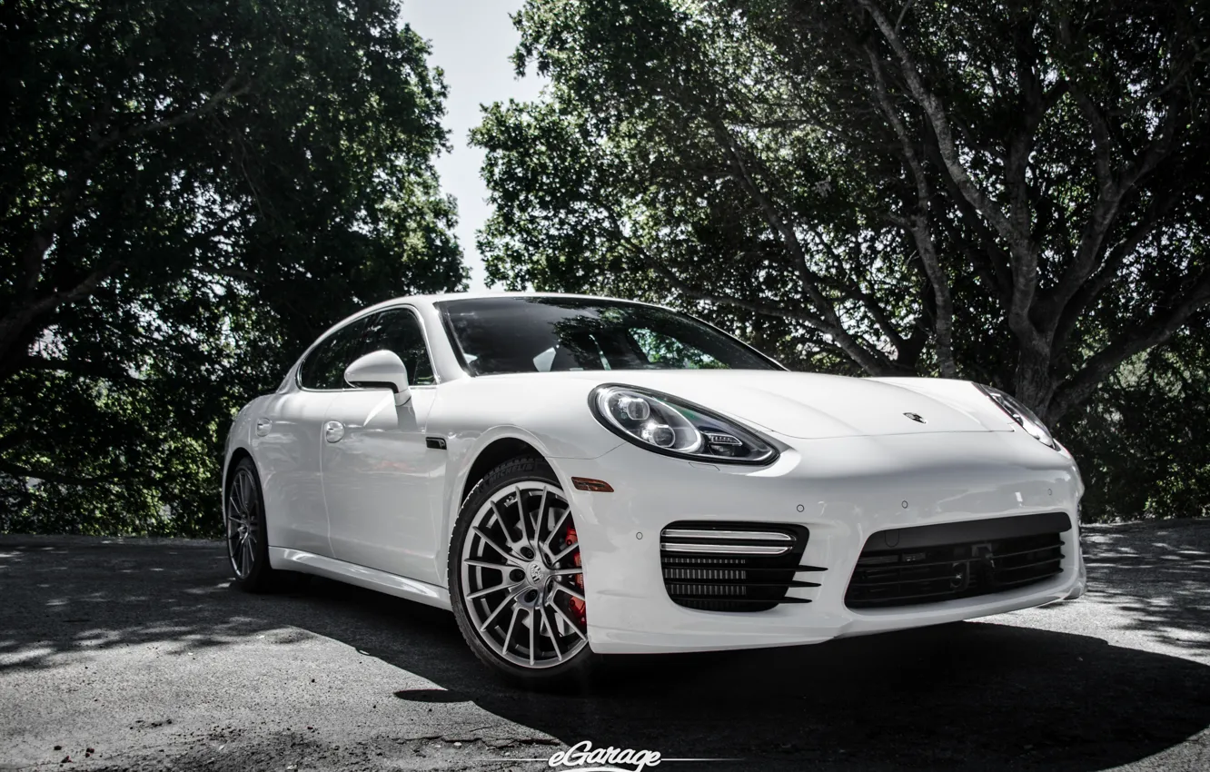 Photo wallpaper Porsche, Panamera, white, egarage