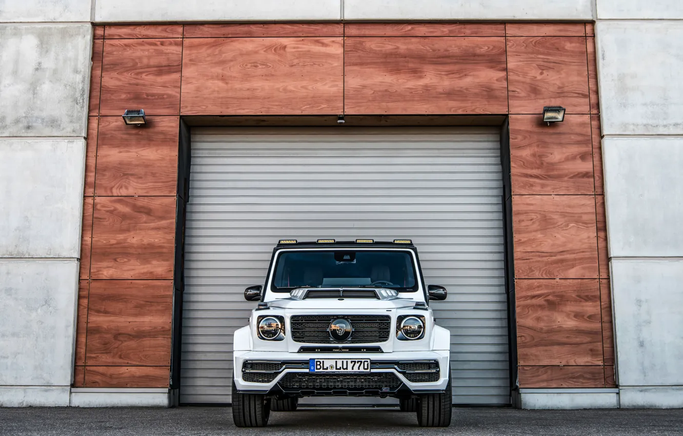Photo wallpaper Mercedes-Benz, SUV, G-Class, Lumma Design, 2019, CLR G770, in front of the gate