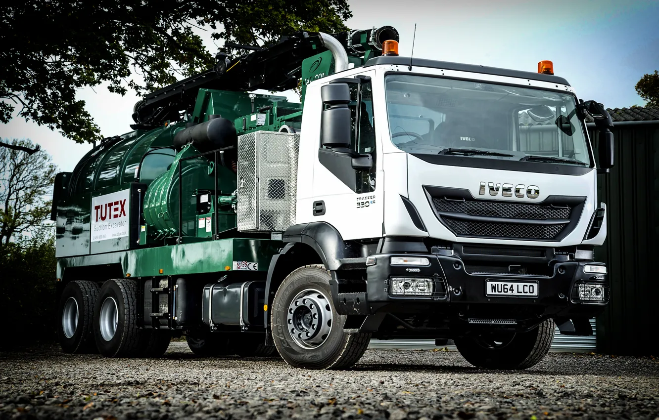 Photo wallpaper UK-spec, 2014, Iveco, 6x4, Hi-Land 330, Trakker, Iveco