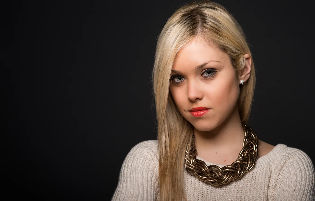 Photo wallpaper look, girl, portrait, Sara