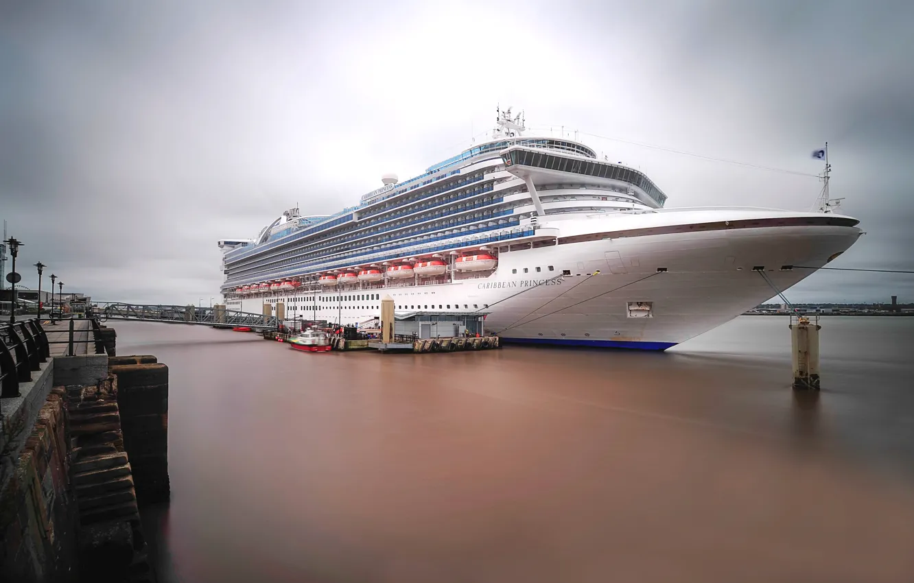 Photo wallpaper England, pier, port, Liverpool, cruise liner, CARIBBEAN PRINCESS