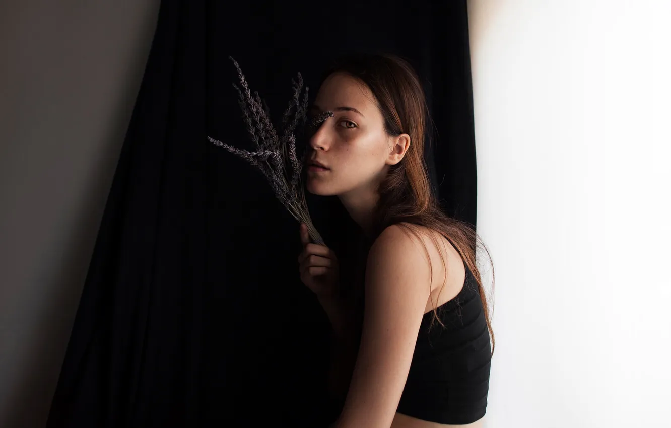 Photo wallpaper look, lavender, brown eyed girl