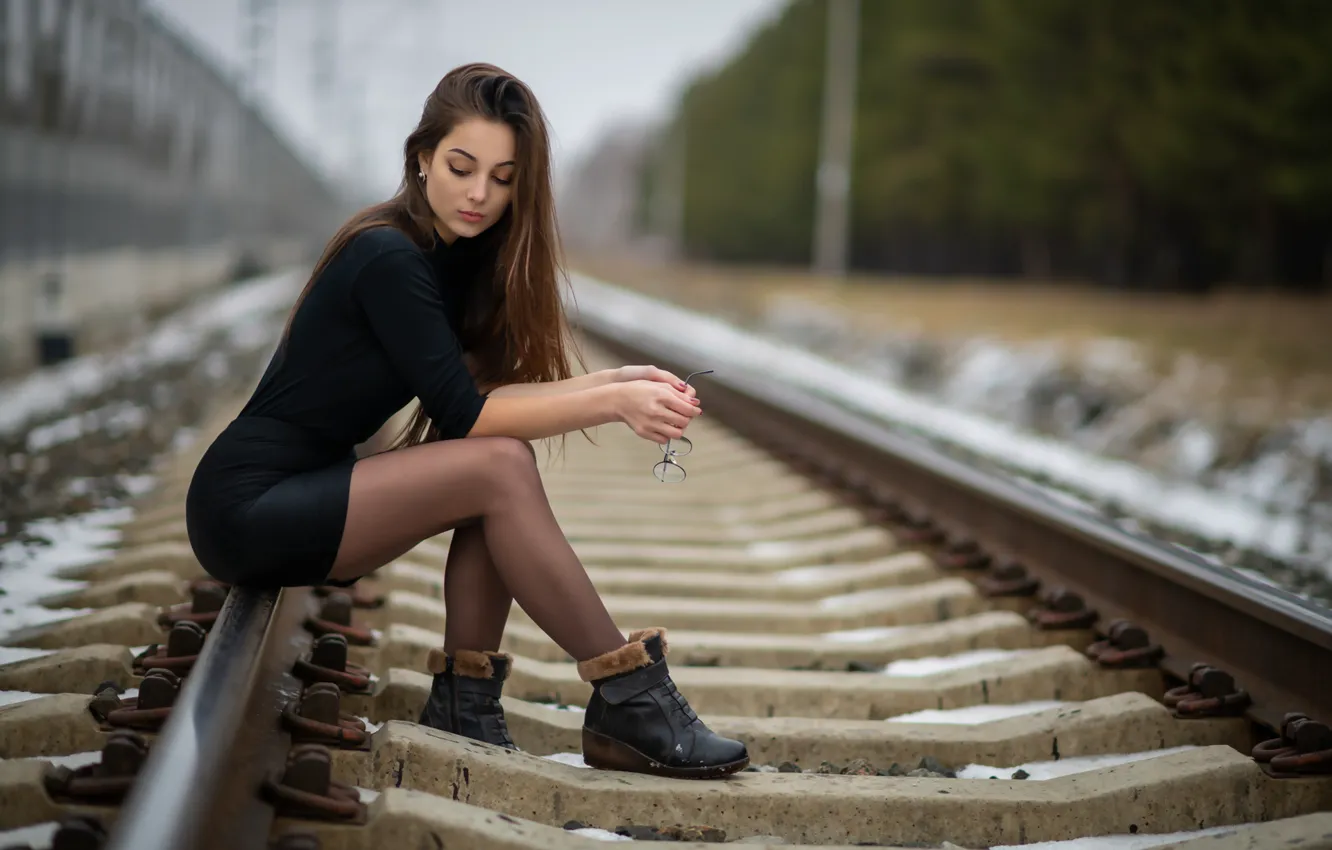 Photo wallpaper girl, pose, mood, rails, glasses, railroad, sleepers, W Darius