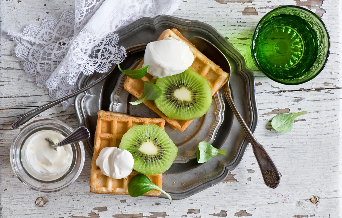 Photo wallpaper kiwi, waffles, yogurt