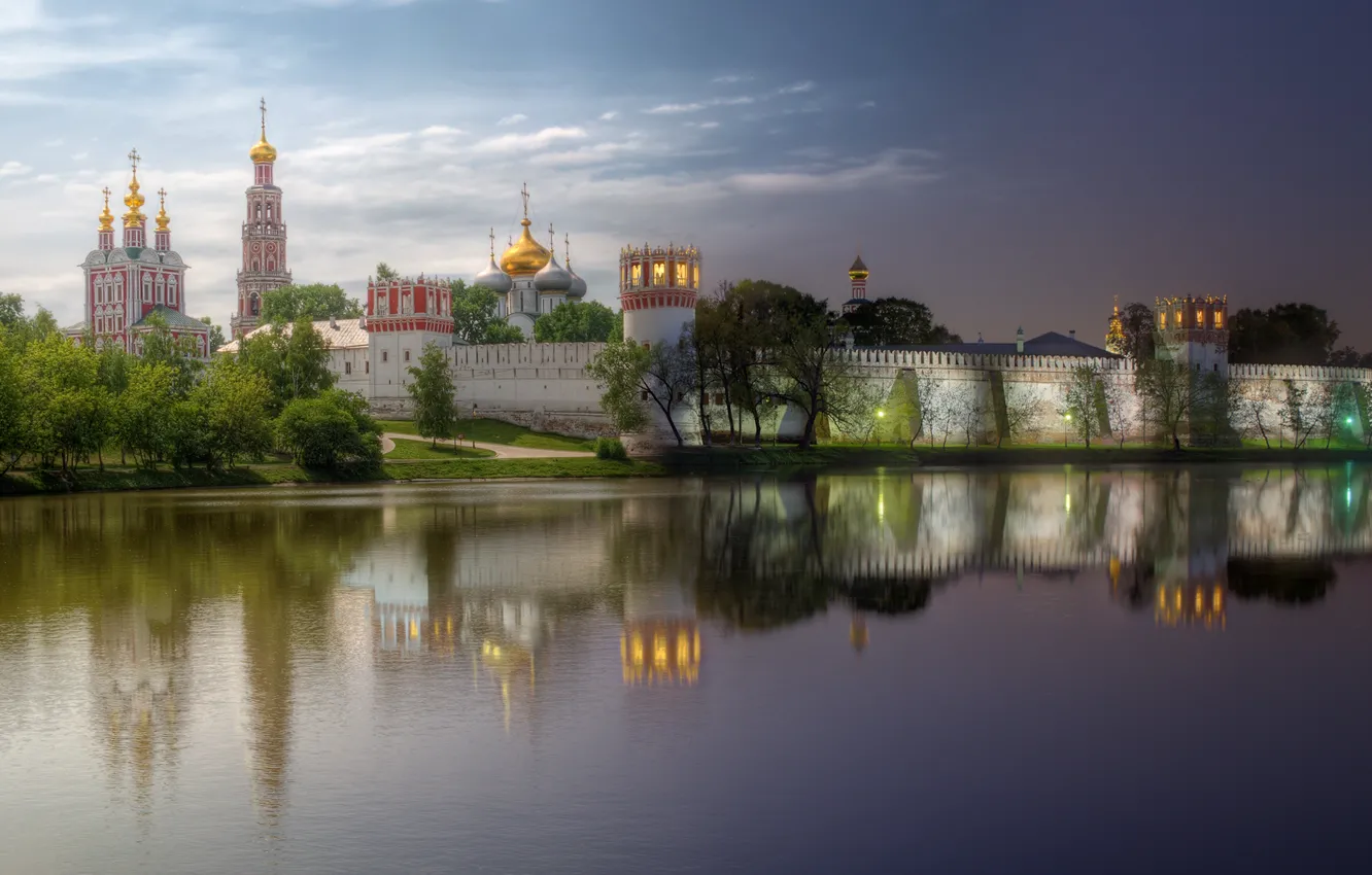 Photo wallpaper the city, the evening, day, Moscow, Novodevichy Bogoroditse-Smolensky monastery
