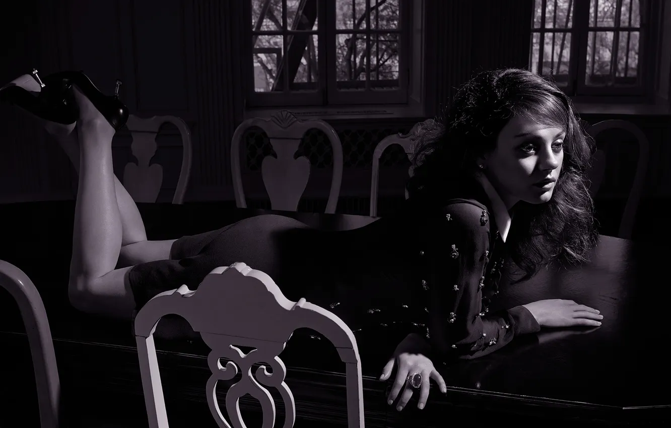 Photo wallpaper photoshoot, Mila Kunis, W-Magazine