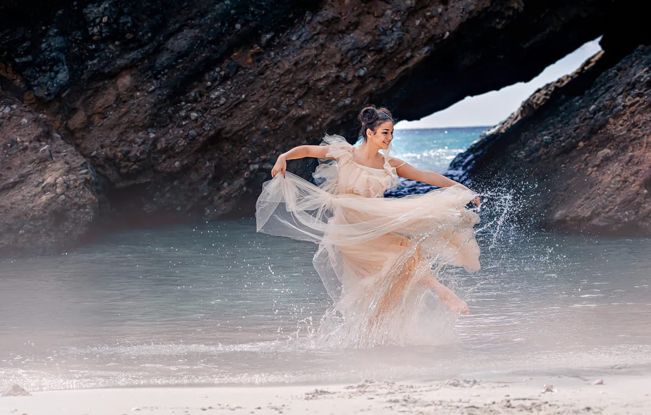 Photo wallpaper sea, look, girl, face, portrait, makeup, Tanya Markova