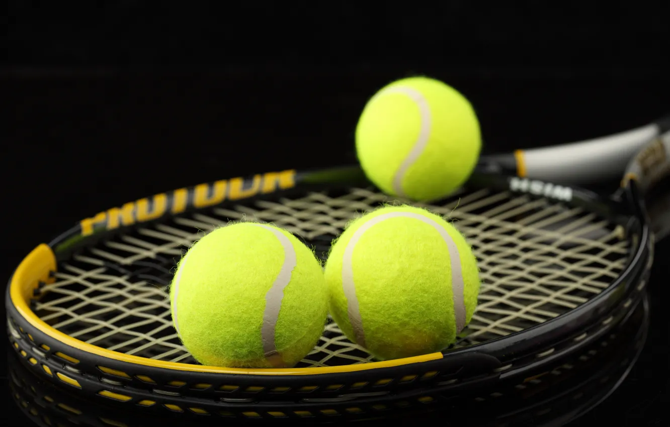 Photo wallpaper macro, balls, racket, tennis