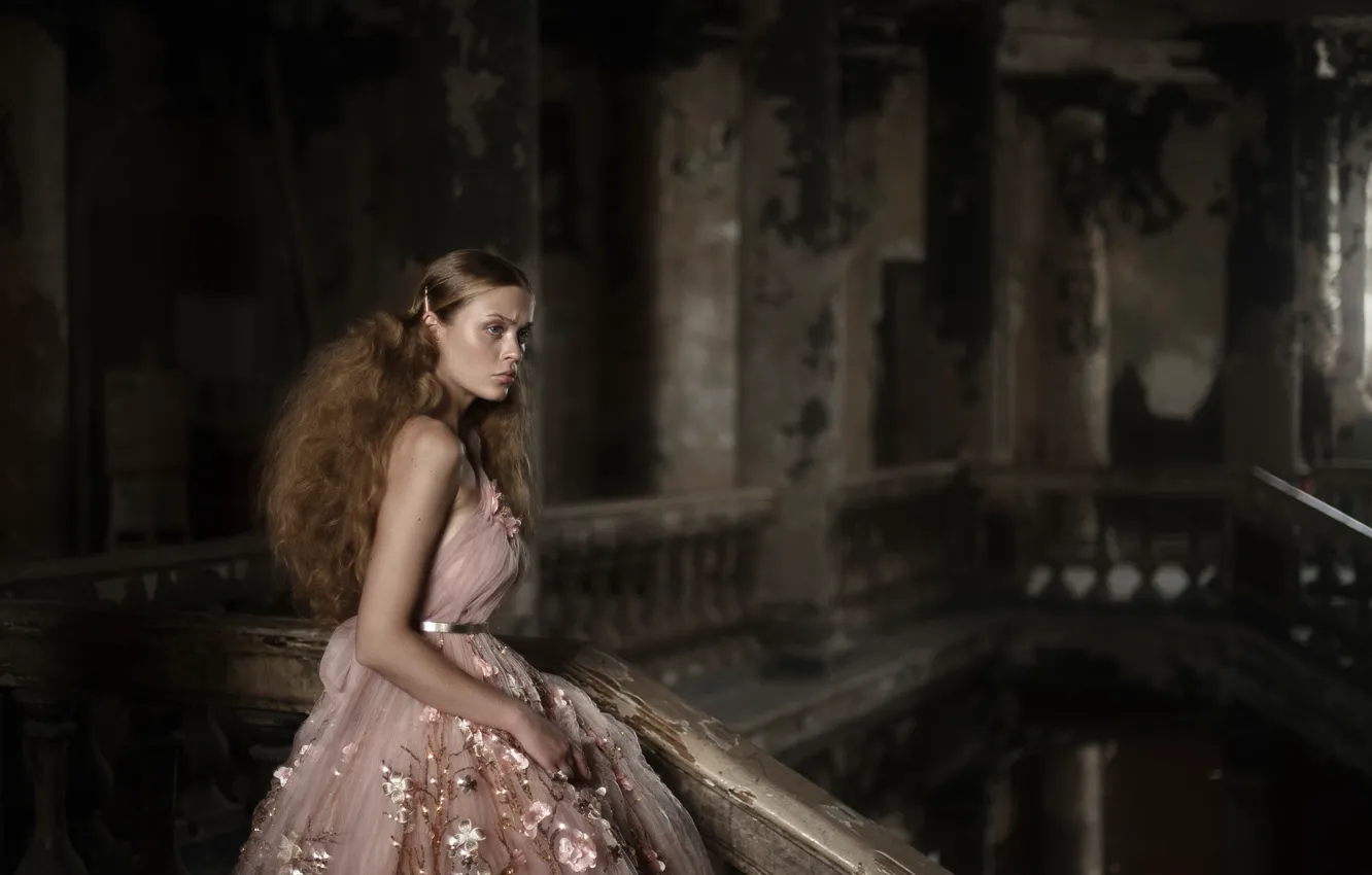 Photo wallpaper girl, dress, ladder, railings, Tatiana Mercalova, Baena