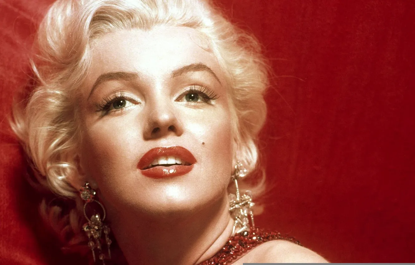 Photo wallpaper red, woman, Marilyn Monroe, Norma Jean