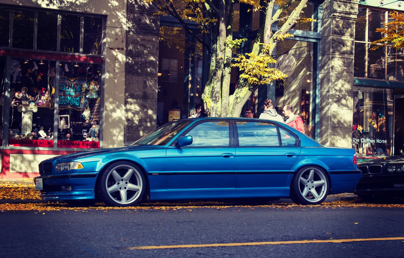Photo wallpaper autumn, leaves, street, BMW, BMW, side, e38, 750il