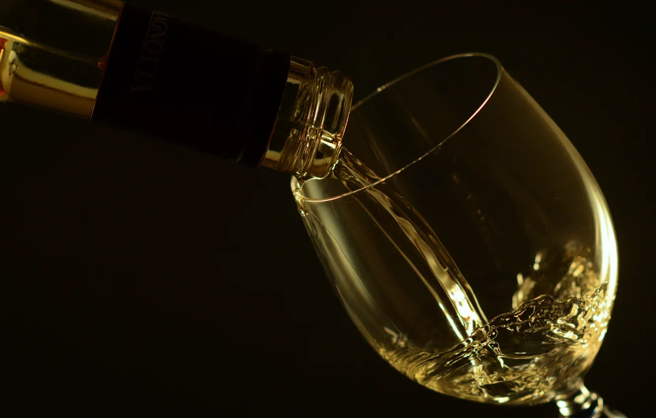 Photo wallpaper wine, glass, bottle