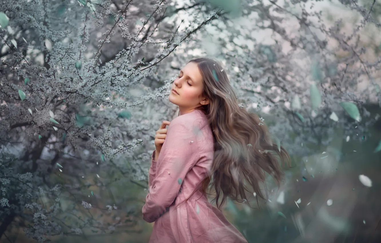 Photo wallpaper flowers, spring, garden, girl