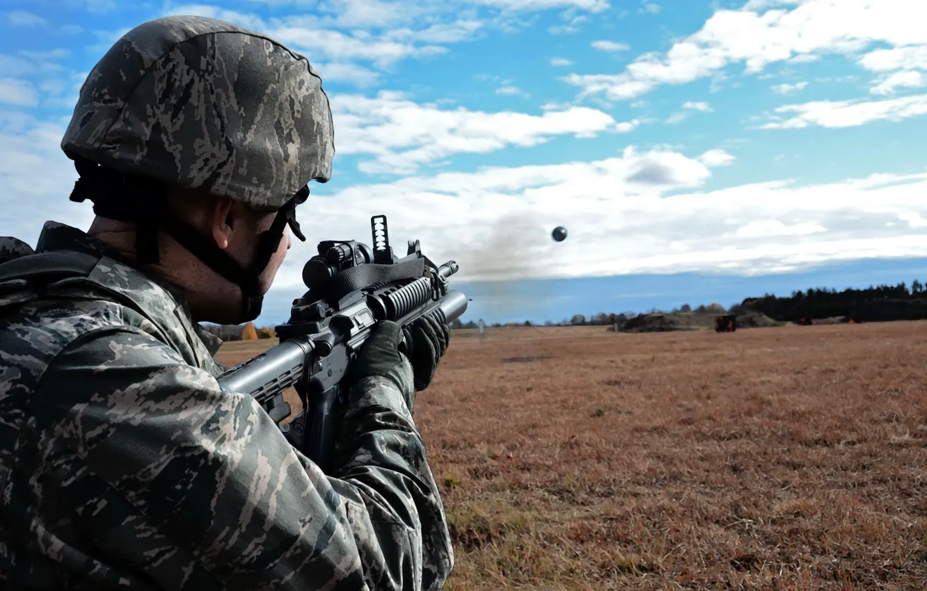 Photo wallpaper Air Force, Air National Guard, Airman, grenade launcher